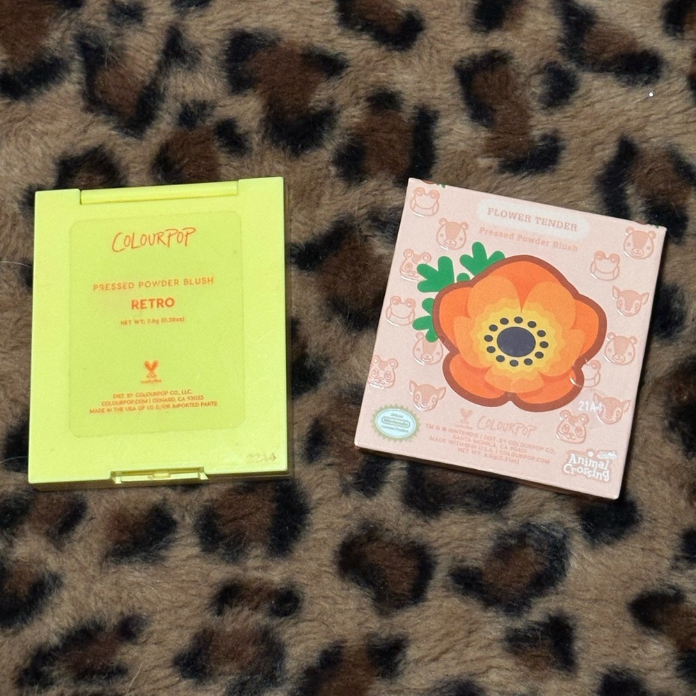 LE ColourPop Blush Bundle - Picture 7 of 7